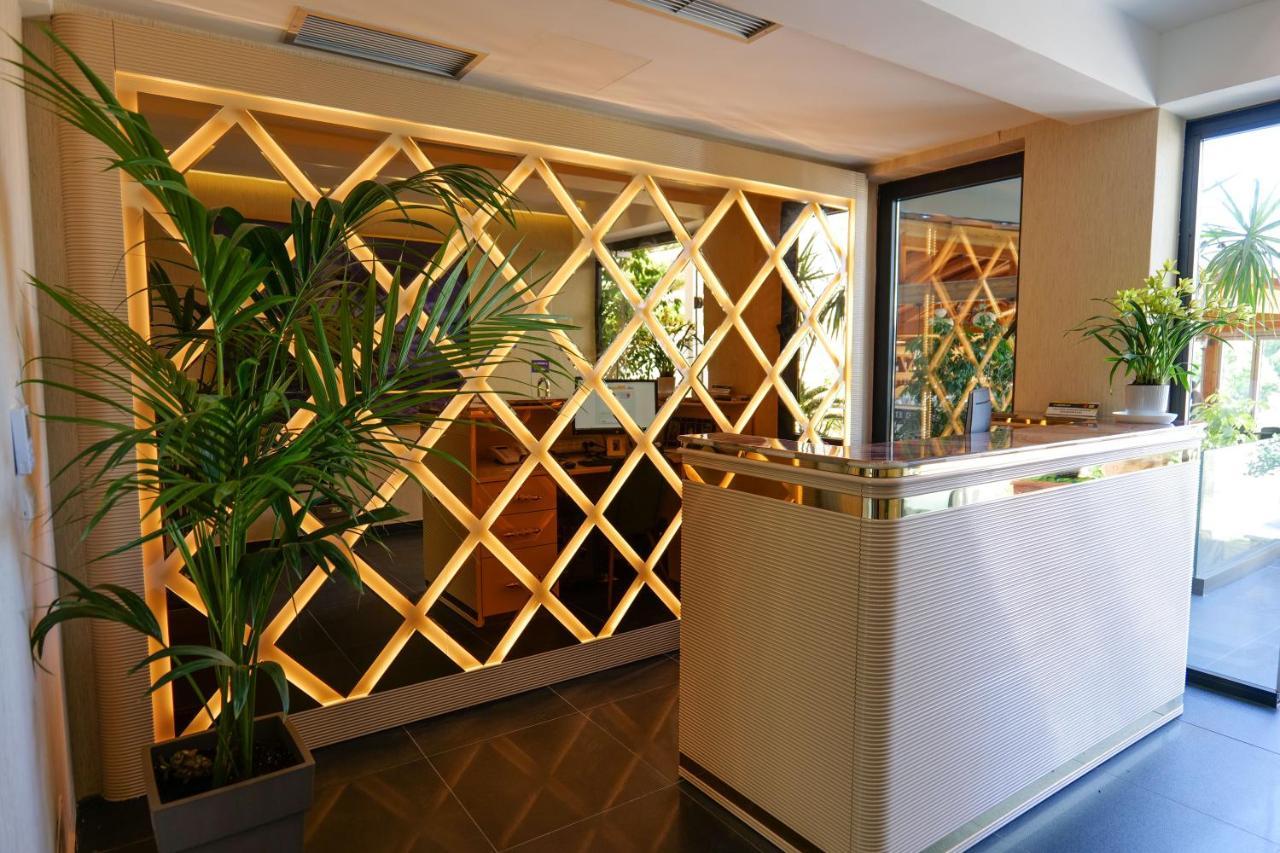 Bora Bora Hotel คซามิล ภายนอก รูปภาพ